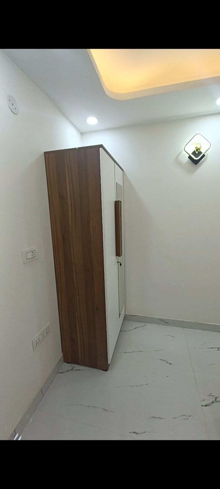 undefined, panchsheel vihar 3 Bedroom 120 Sq.Yd. Builder Floor In Panchsheel Vihar Delhi 8680574