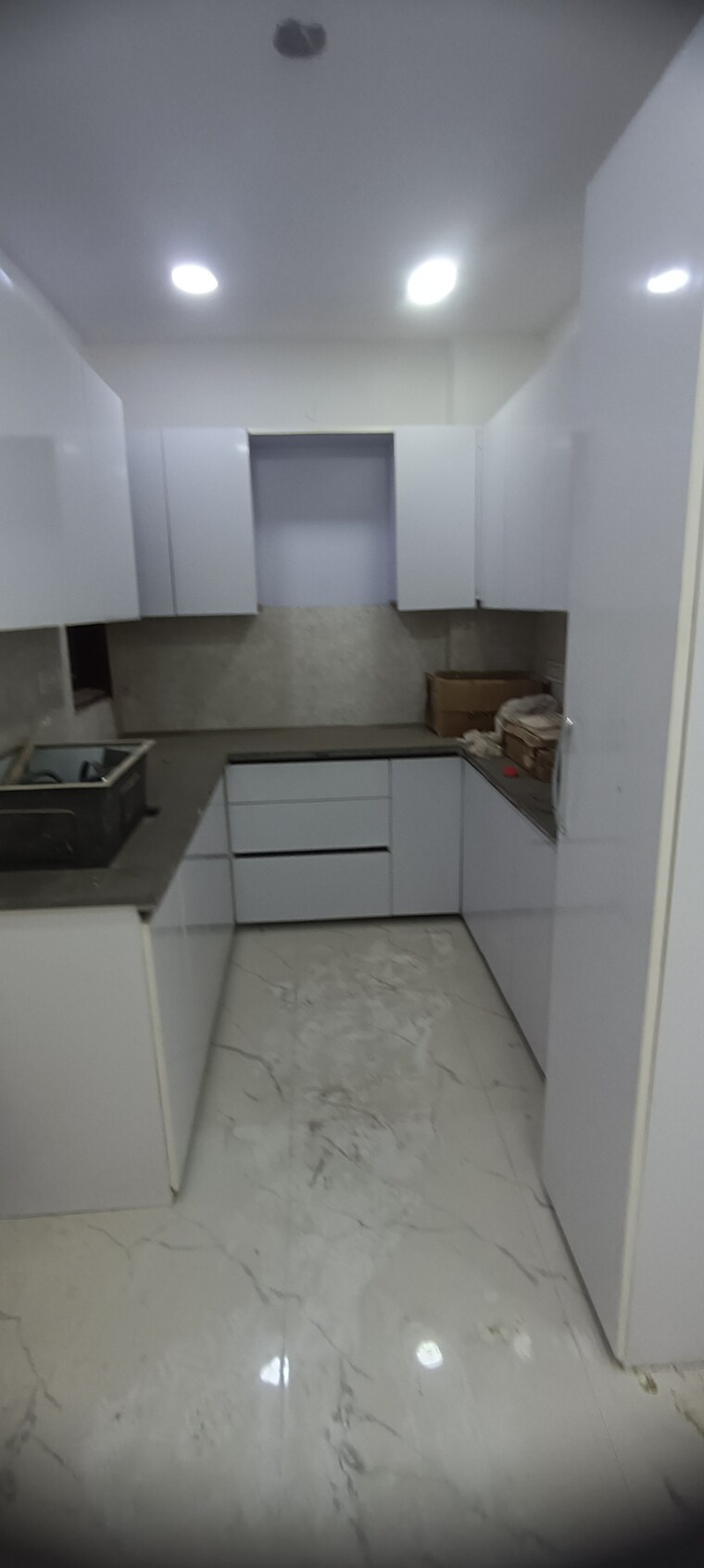 Kitchen, ashok nagar 2.5 Bedroom 900 Sq.Ft. Builder Floor In Ashok Nagar Delhi 8680608