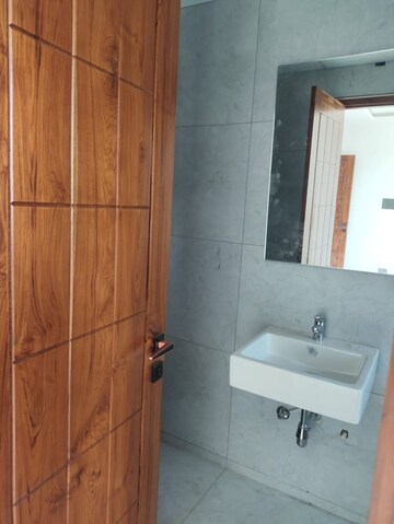 Bathroom in 3 BHK Apartment at Provident Botanico, Whitefield – for Sale