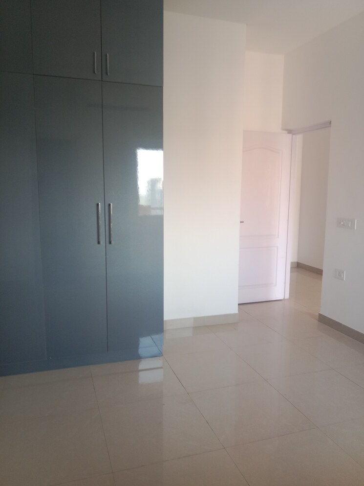 Room, tashee-capital-gateway 3 Bedroom 1874 Sq.Ft. Apartment In Sector 111 Gurgaon 8680735