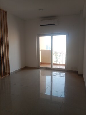 Room in 3 BHK Apartment at Tashee Capital Gateway, Sector 111 – for Sale