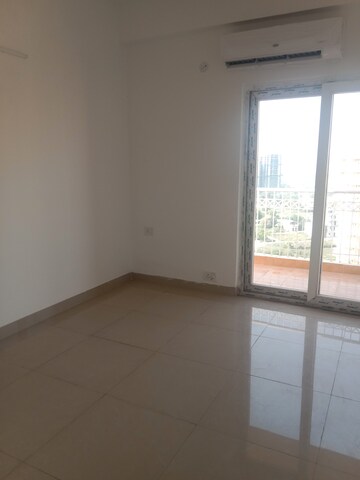 Room in 3 BHK Apartment at Tashee Capital Gateway, Sector 111 – for Sale