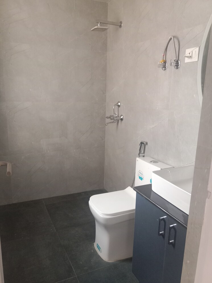 Bathroom, tashee-capital-gateway 3 Bedroom 1874 Sq.Ft. Apartment In Sector 111 Gurgaon 8680735