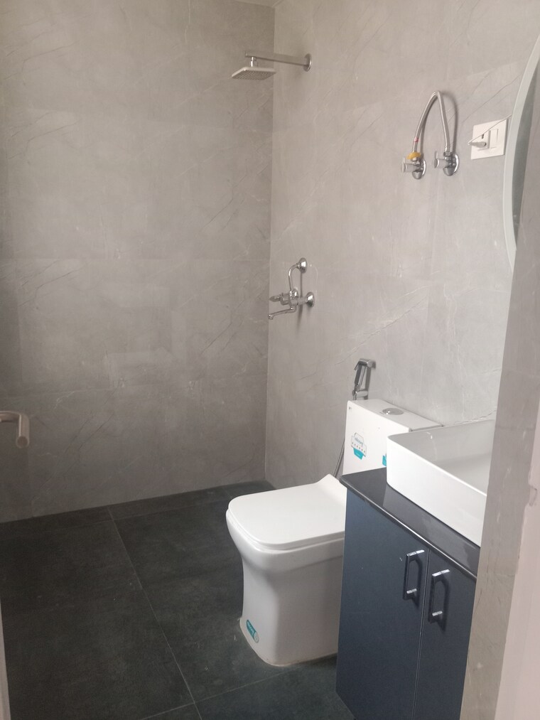 Bathroom, tashee-capital-gateway 3 Bedroom 1874 Sq.Ft. Apartment In Sector 111 Gurgaon 8680735