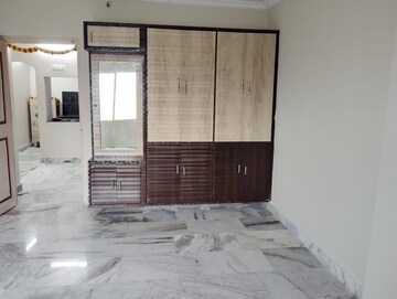 2 BHK Apartment For Rent in Tadepalli