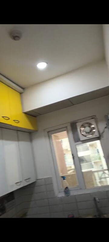 Furnished Amenities in 2 BHK Apartment at Gaur City 7th Avenue, Sector 4 Greater Noida – for Rent