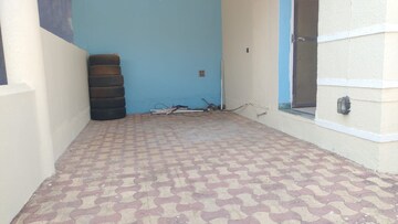Room in 2 BHK Apartment at Hiranandani Estate Hamilton, Patlipada – for Rent
