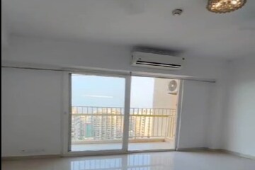 Room in 3 BHK Apartment at Saya Zion, Sector 4 Greater Noida – for Sale