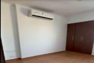 Room in 3 BHK Apartment at Saya Zion, Sector 4 Greater Noida – for Sale