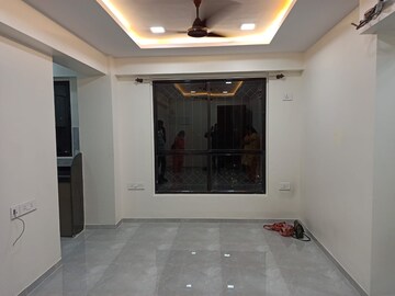 Room in 1 BHK Apartment at Earth Vintage, Dadar West – for Rent