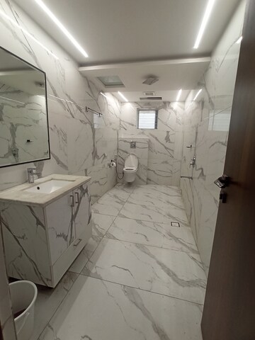 Bathroom in 3 BHK Apartment at Hill View Banjara Hills, Banjara Hills – for Rent