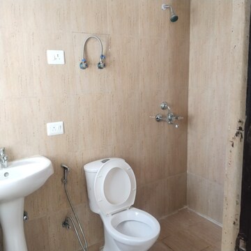 Bathroom in 3 BHK Apartment at Nirala Estate, Tech Zone 4 Greater Noida – for Sale