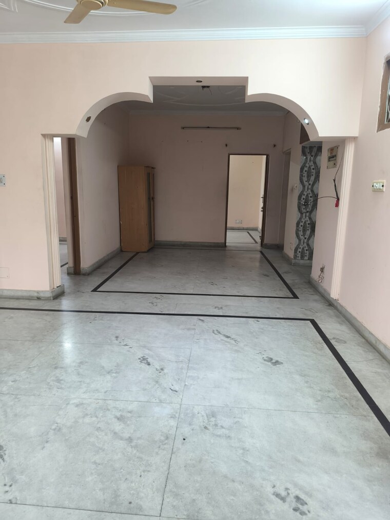 undefined, sector 9 dwarka 3 Bedroom 1500 Sq.Ft. Apartment In Sector 9 Dwarka Delhi 8681053