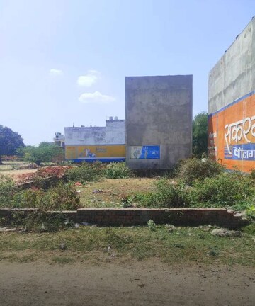  Plot For Sale in Mohan Road