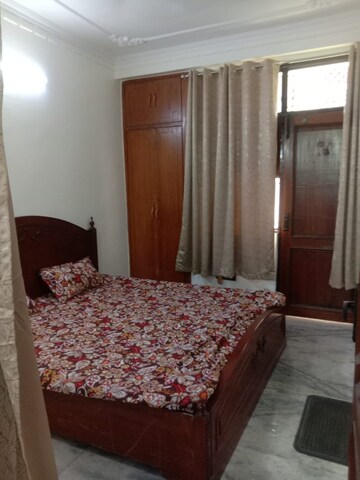 Bedroom in 1 BHK Apartment at Niti Khand Iii – for Rent