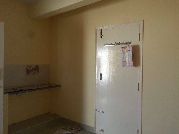 Room, rt nagar 1 RK 560 Sq.Ft. Independent House In Rt Nagar Bangalore 8681186