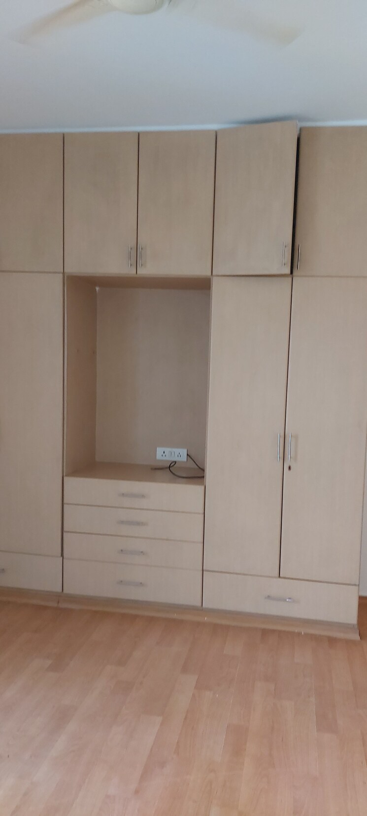 undefined, unitech-uniworld-gardens 3 Bedroom 2086 Sq.Ft. Apartment In Sector 47 Gurgaon 8681283