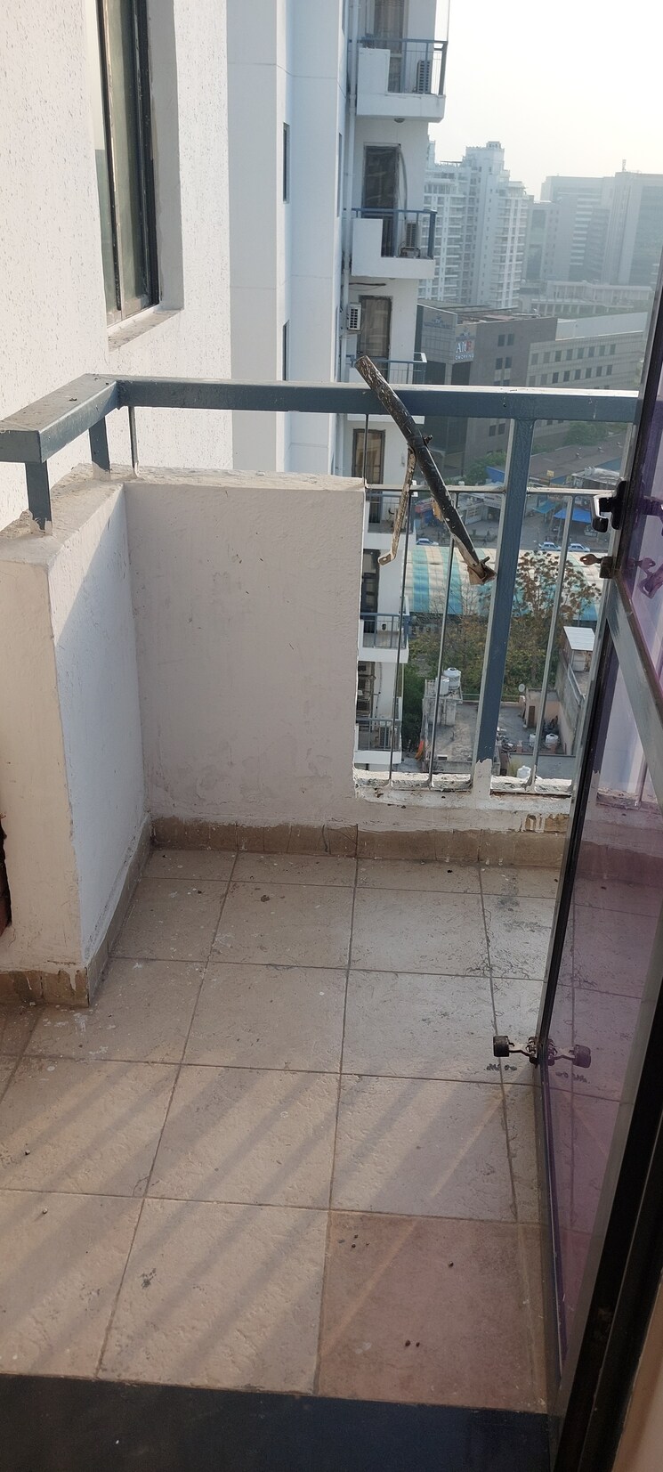 Balcony, unitech-uniworld-gardens 3 Bedroom 2086 Sq.Ft. Apartment In Sector 47 Gurgaon 8681283