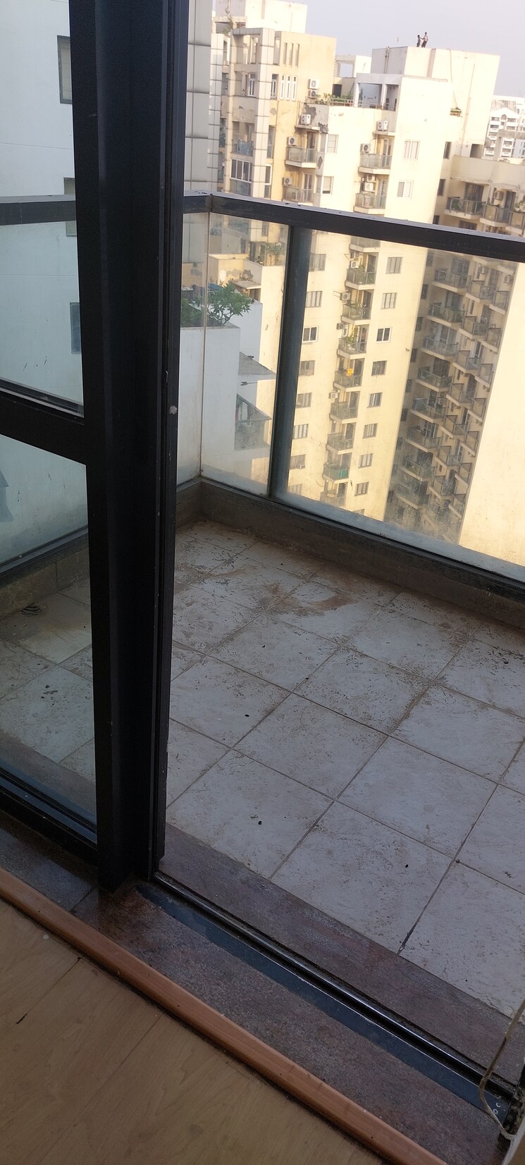 Balcony, unitech-uniworld-gardens 3 Bedroom 2086 Sq.Ft. Apartment In Sector 47 Gurgaon 8681283