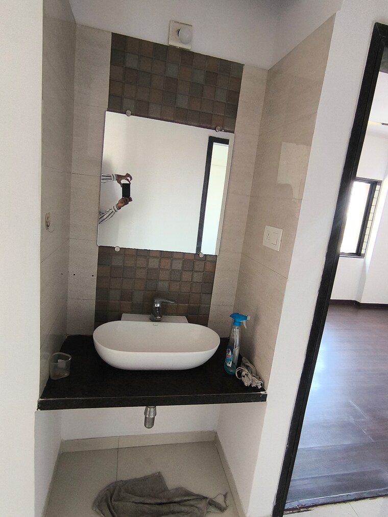 Bathroom, palanpur 2 Bedroom 1219 Sq.Ft. Apartment In Palanpur Surat 8681284