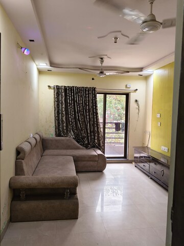 2 BHK Apartment For Rent in Kothari Seven Eleven Residency, Mira Road