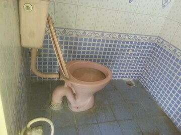 Bathroom in 1 RK Independent House at Rt Nagar – for Rent