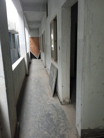 Building Lobby in 6+ BHK Apartment at Kammanahalli – for Sale