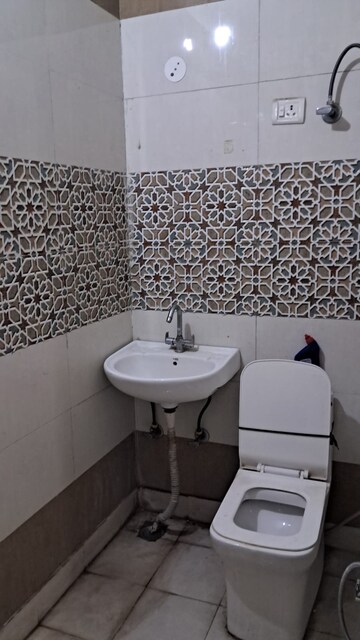 Bathroom in 4 BHK Builder Floor at Vasundhara Sector 1 – for Rent