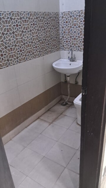Bathroom in 4 BHK Builder Floor at Vasundhara Sector 1 – for Rent
