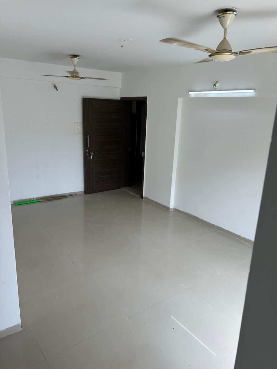 2 BHK Penthouse For Rent in Gagan Avenue