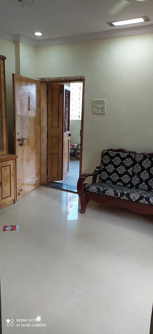 1 BHK 400 Sq.Ft. Apartment in Neelganga Apartment