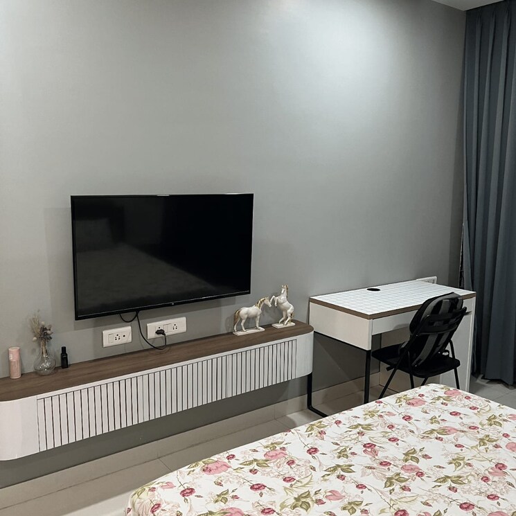 Bedroom, kumar-prospera-hadapsar 2 Bedroom 942 Sq.Ft. Apartment In Amanora Park Town Pune 8682186