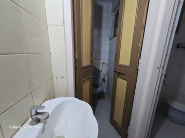Bathroom in 2 BHK Apartment at Karelibaug – for Rent