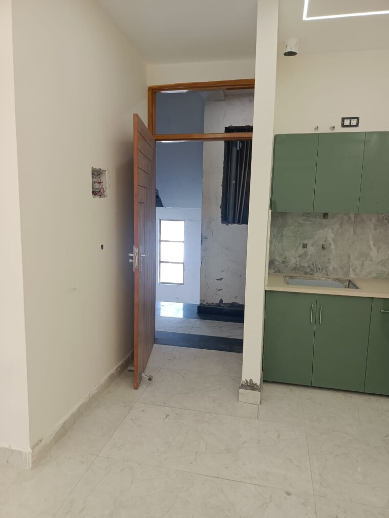 Room, sahastradhara road 1 Bedroom 680 Sq.Ft. Builder Floor In Sahastradhara Road Dehradun 8682206