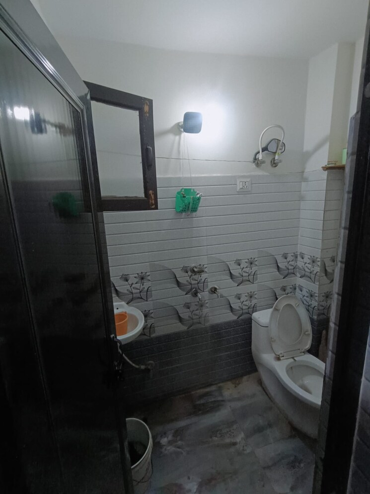 Bathroom, pul pehlad pur 2 Bedroom 500 Sq.Ft. Builder Floor In Pul Pehlad Pur Delhi 8682236