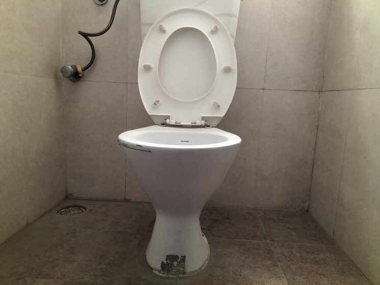 Bathroom, gajra-bhoomi-tower 2.5 Bedroom 1350 Sq.Ft. Apartment In Kharghar Navi Mumbai 8682272