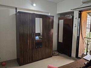 Room in 1 BHK Apartment at Haware Dahlia, Kasarvadavali – for Sale
