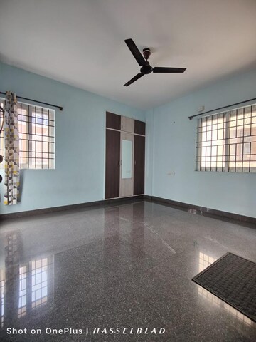 Room in 2 BHK Builder Floor at Hsr Layout – for Rent
