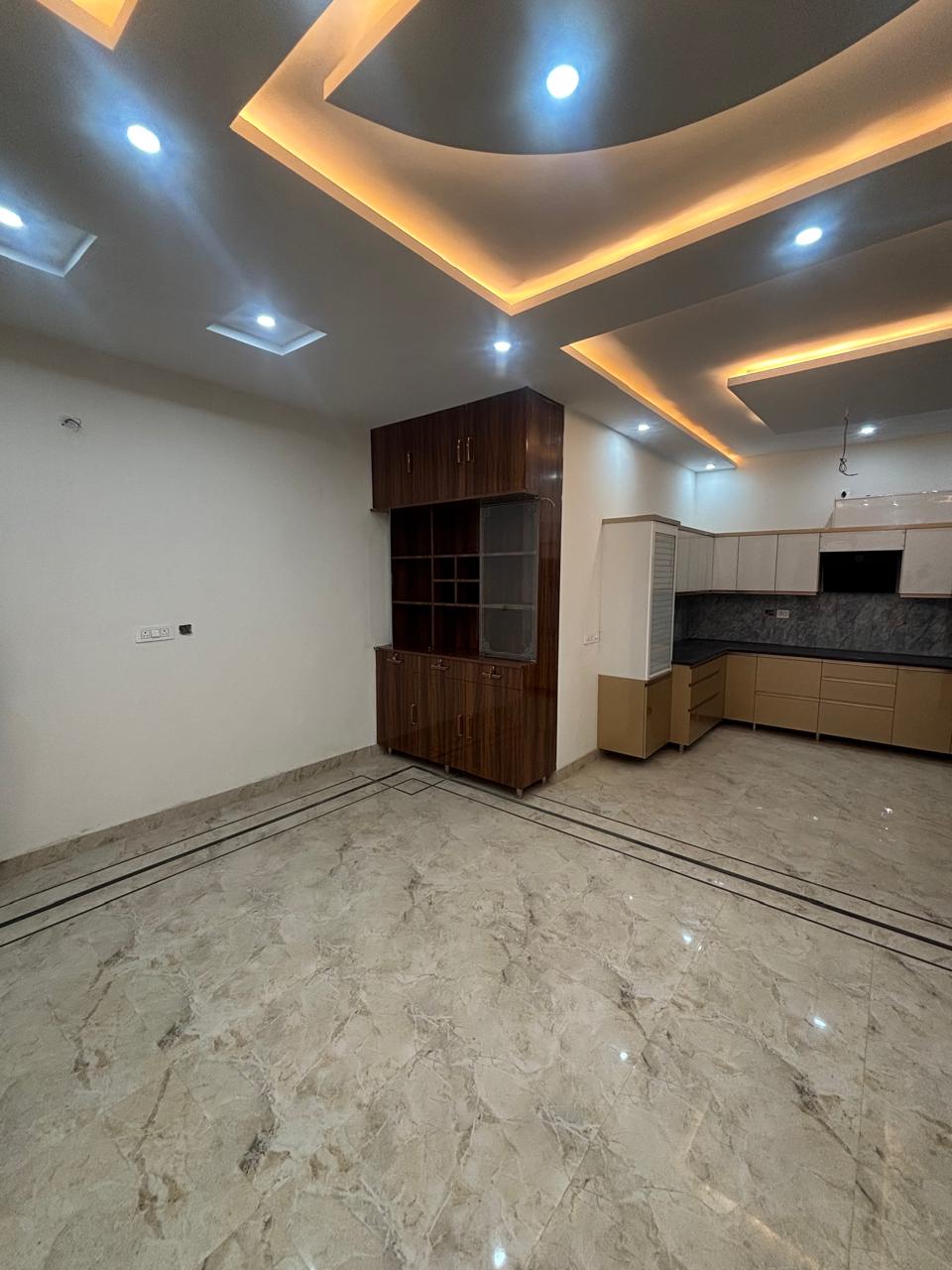 2 BHK + Pooja Room Builder Floor For Rent in Vinay Khand 