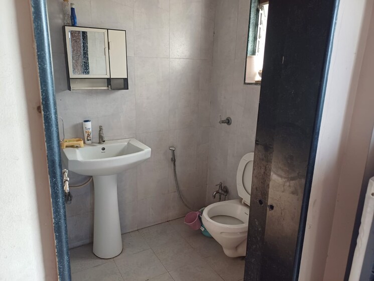 Bathroom, greenland-society 2 Bedroom 1000 Sq.Ft. Apartment In Pimple Saudagar Pune 8682334
