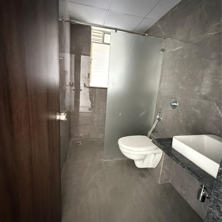 Bathroom, goel-ganga-serio 3 Bedroom 1070 Sq.Ft. Apartment In Santipur Pune 8682330