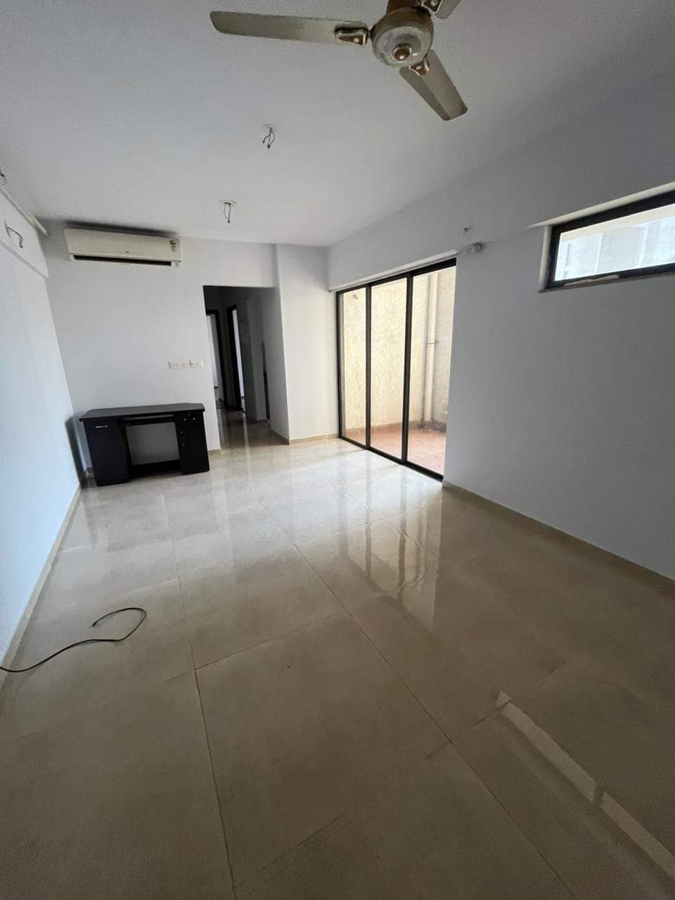2 BHK + Pooja Room,Extra Room Apartment For Rent in Lodha Lakeshore Greens