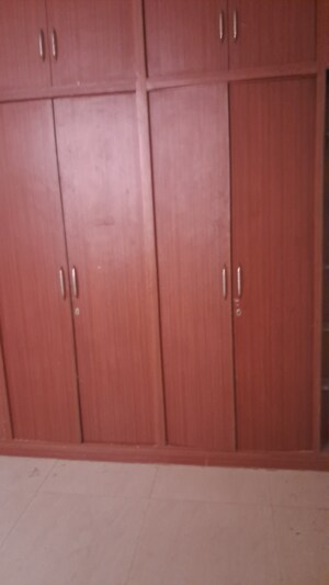 Room in 3 BHK Builder Floor at Alwar Bypass Road – for Sale