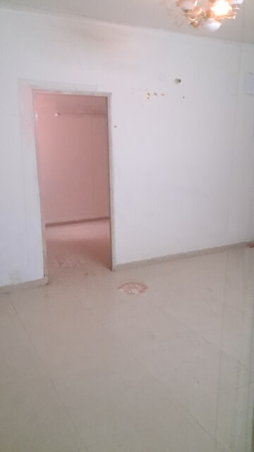 Room in 3 BHK Builder Floor at Alwar Bypass Road – for Sale