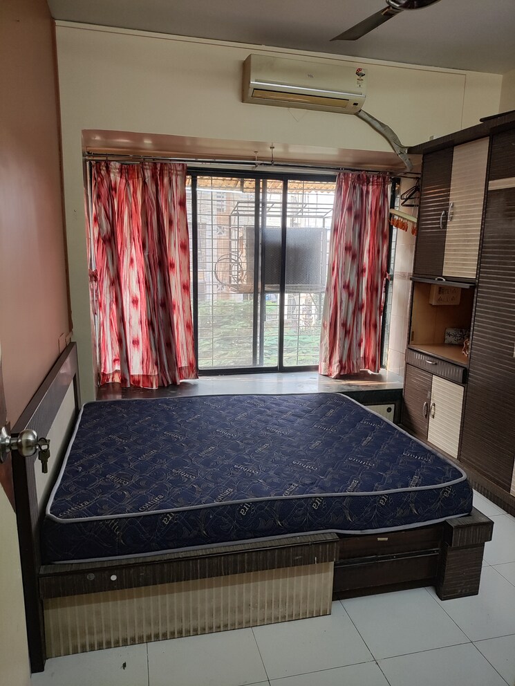 Bedroom, sai-kripa-apartments 3 Bedroom 1600 Sq.Ft. Apartment In Sector 10 Nerul Navi Mumbai 8682346