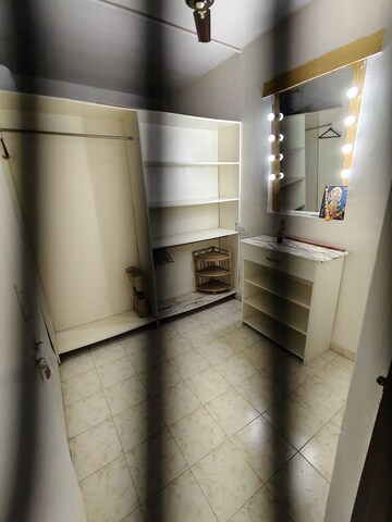 Staircase in 1.5 BHK Apartment at Rahul CHS Koregaon Park, Koregaon Park – for Rent