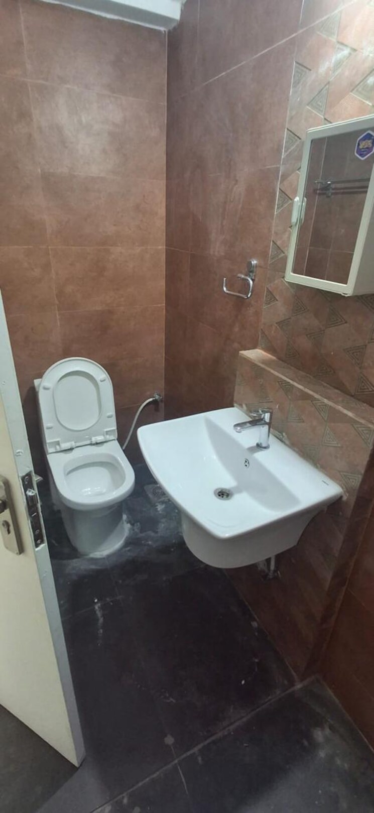 Bathroom, veena-serenity 1 Bedroom 440 Sq.Ft. Apartment In Chembur Mumbai 8682360