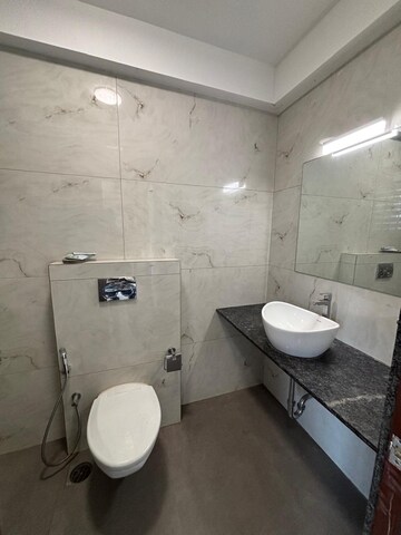 Attached Bathroom in 2 BHK Apartment at Andheri West – for Rent