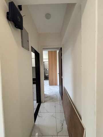  2 BHK Apartment at Andheri West – for Rent