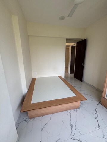 Bedroom in 2 BHK Apartment at Andheri West – for Rent